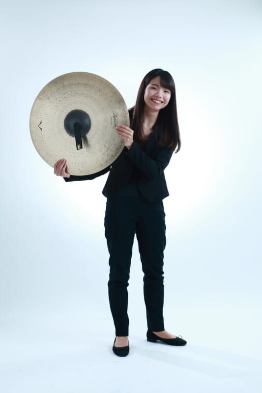 腰野 真那（こしの　まな）